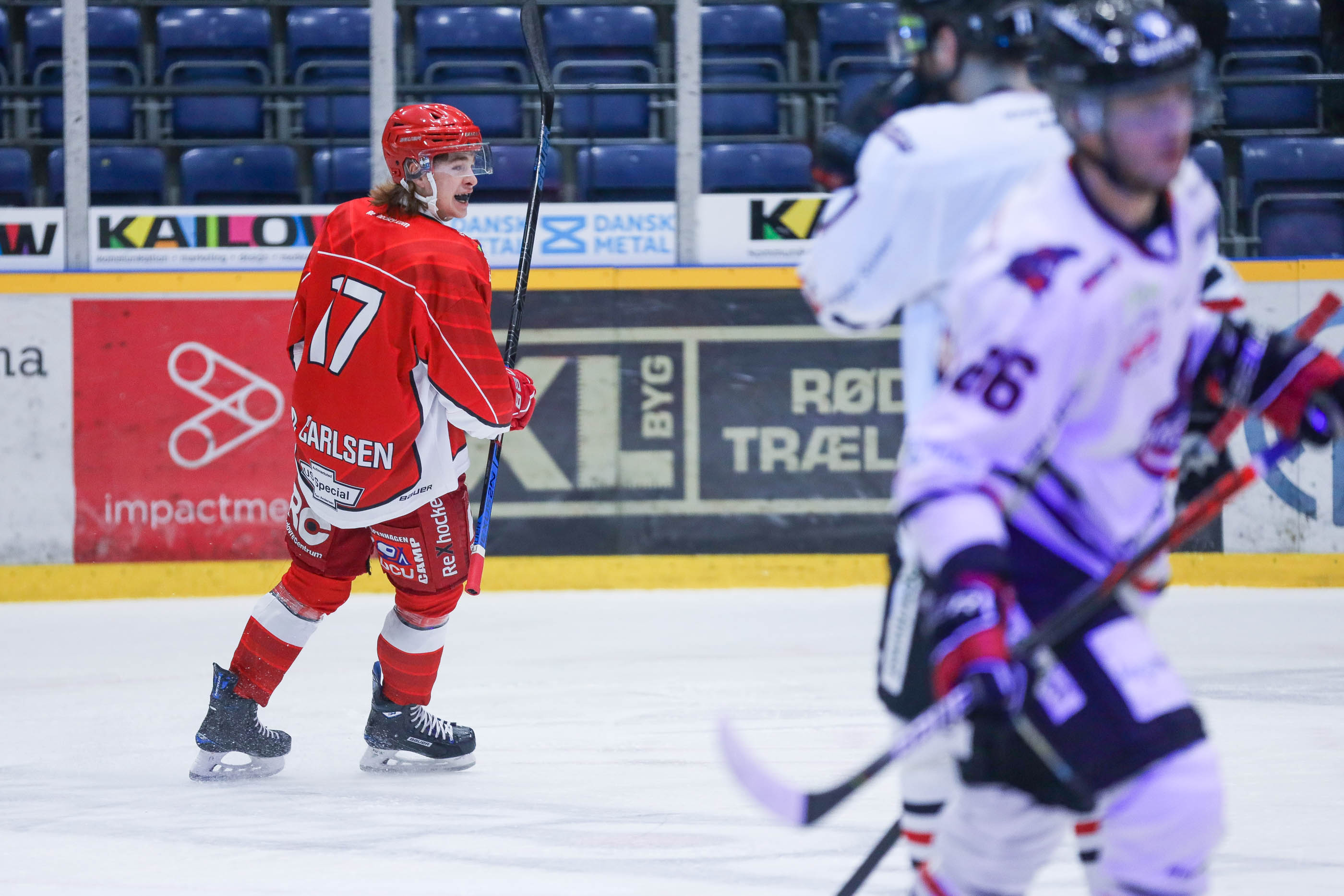 Magnus Carlsen matchvinder med sin 2-0 scoring foran nedslåede pirater // Foto: Steen M - www.innocent.dk